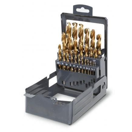 BETA 004140425 - Jeu de forets taillés en coffret